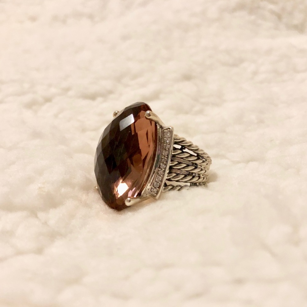 Morganite and diamonds Wheaton 26x16 mm ring
